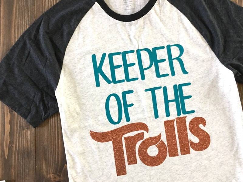 Wächter Der Trolls Erwachsenen-Shirt von InsideQuinnsCloset