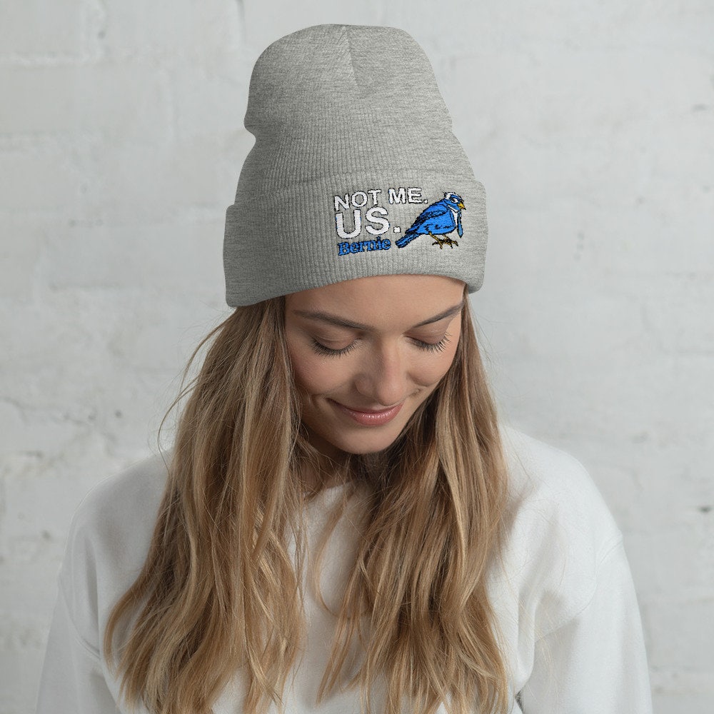 Nicht Ich. Uns. Birdie Beanie Bestickt | Bernie Sanders Für Präsident 2020 von InspiredRebellion