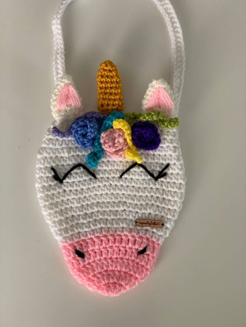 Handgemachte Gehäkelte Einhorn Geldbörse , Weiße Und Rosa Frühlingsblumen von InspiredbyBella25