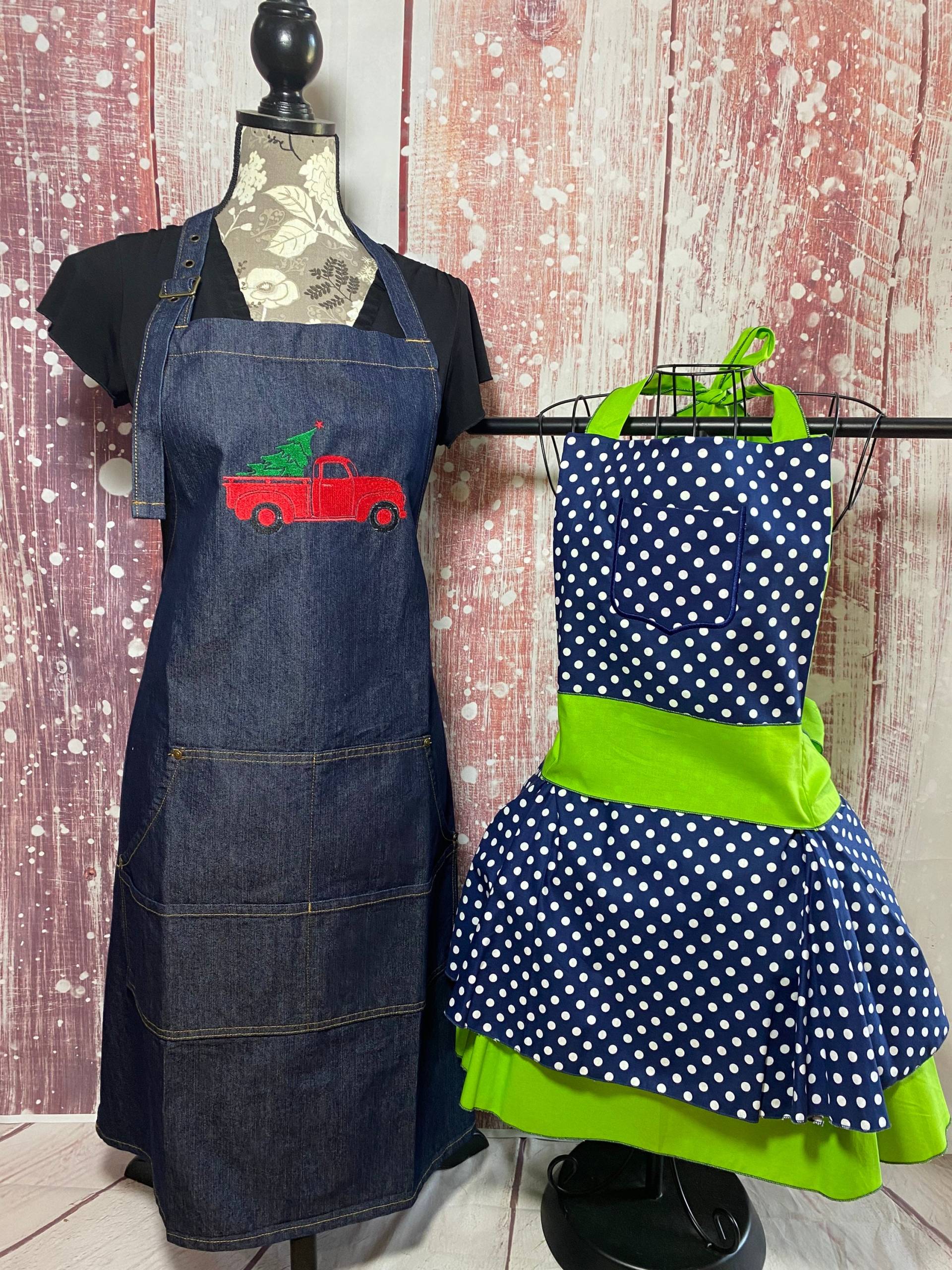 Schürze, Denim Marine & Grün Vintage Inspiriert Vintage, Weihnachten Rote Lkw Schürze von Inspiredthread