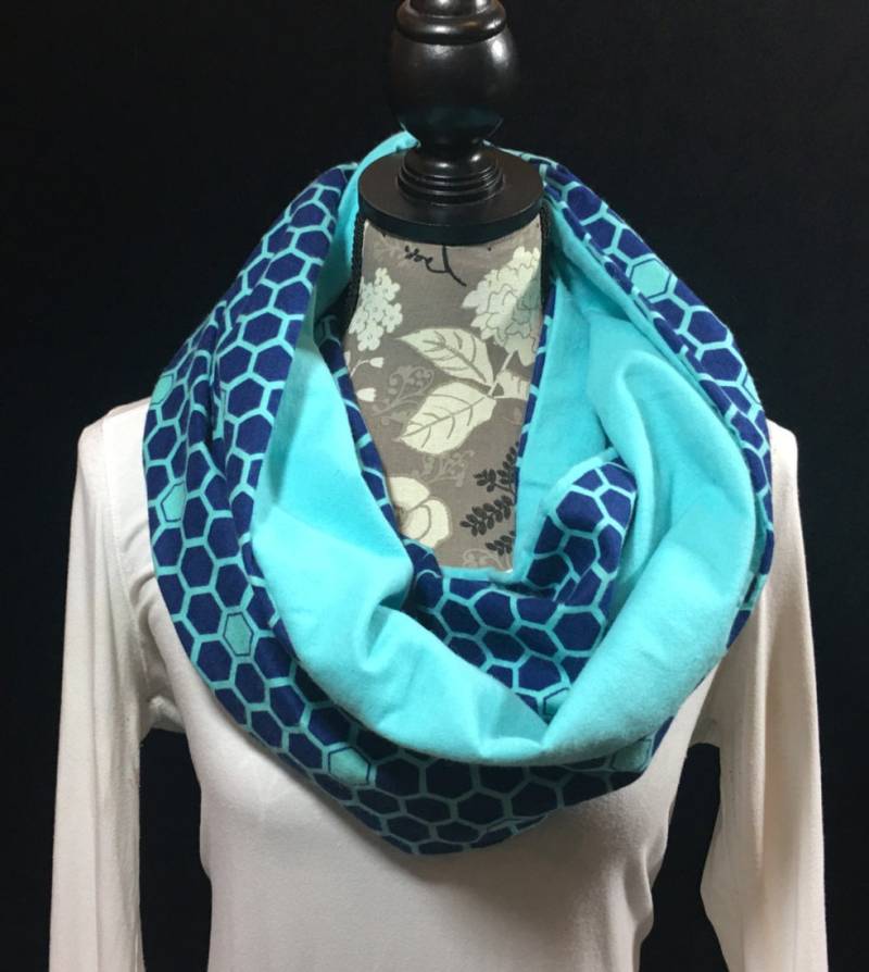 Türkis Marine Flanell Schal, Winter Geschenk Für Sie, Kreis Infinity Schals, Warmen Schal von Inspiredthread