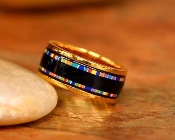 Black Diamond Serie Emaille 18K Vergoldeter Titan Stahl Ring Black Diamond Serie Emaille 18K Vergoldeter Titan Stahl Ring von InspiringEnamel