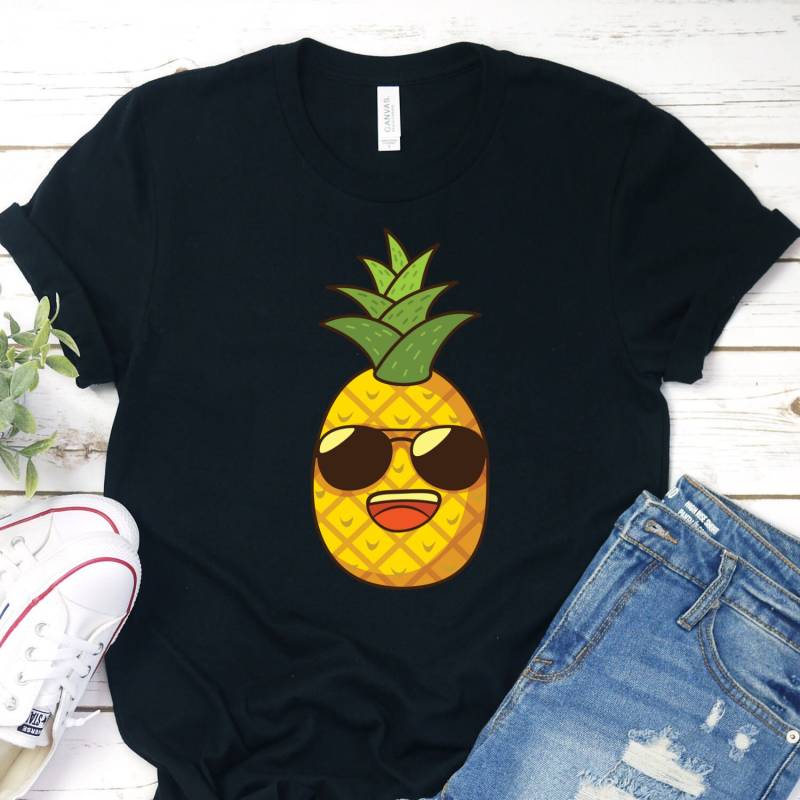 Ananas-Shirt, Ananas-Liebhaber, Ananas Urlaub Shirt, Mit Sonnenbrille Sommer Ananas-T-Shirt, Tshirt Ananas-Shirt, Ananas-Liebhaber, Ananas Urlaub Shirt, Mit Sonnenbrille Sommer Ananas-T-Shirt, Tshirt von InspoTees