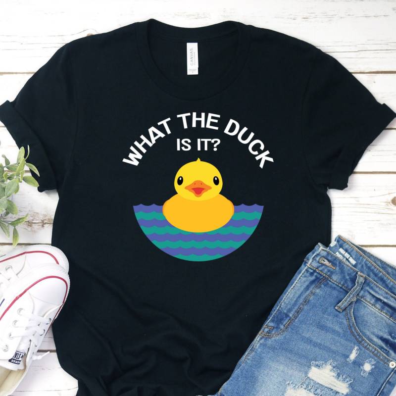 Was Die Ente Ist Es Shirt, Geschlecht Offenbaren T-Shirt, Partei Lustige Schwangerschaft Geschenk Was Die Ente Ist Es Shirt, Geschlecht Offenbaren T-Shirt, Partei Lustige Schwangerschaft Geschenk von InspoTees