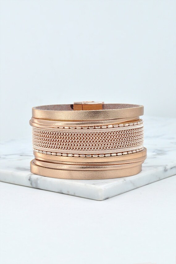 Frauen/Teen/Unisex Schickes Rosa Oder Roségoldenes Lederarmband Frauen/Teen/Unisex Schickes Rosa Oder Roségoldenes Lederarmband von InspyU