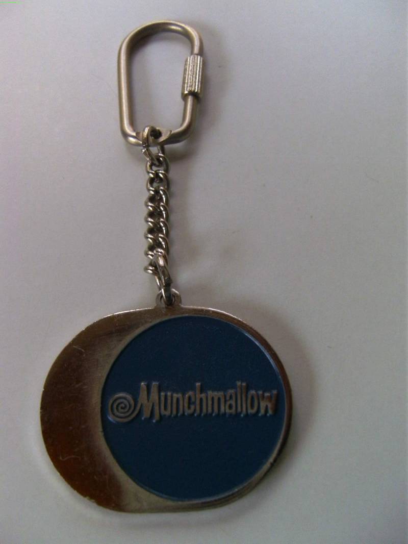 Munchmallow Schlüsselanhänger - Keks Lizenz Produkt Von Jaffa Kuchen Ortes Jugoslawien von Interestingsmallshop