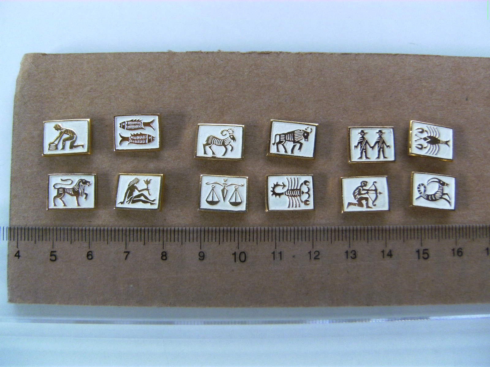 Vintage Horoskop-Set - 12 Metallstift Abzeichen Vintage Horoskop-Set - 12 Metallstift Abzeichen von Interestingsmallshop