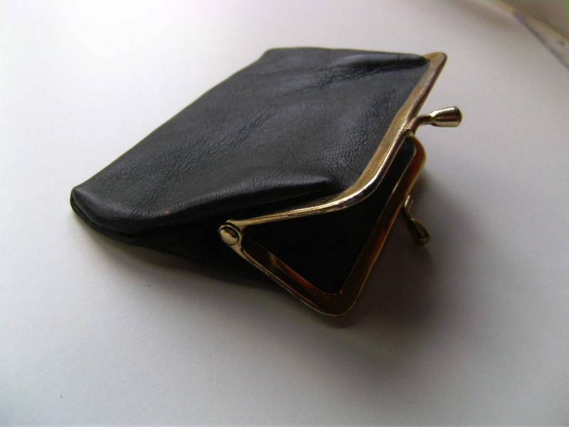 Vintage Kleine Ledergeldbörse, Schloss Geldbörse von Interestingsmallshop