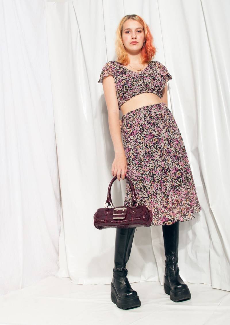 Überarbeitetes Vintage Set Y2K Cottagecore Blumenseide Midi Rock Crop Bluse Co-Ords 2000S One-Off Handmade Upcycled Fairycore Ästhetik von InterzoneVntg