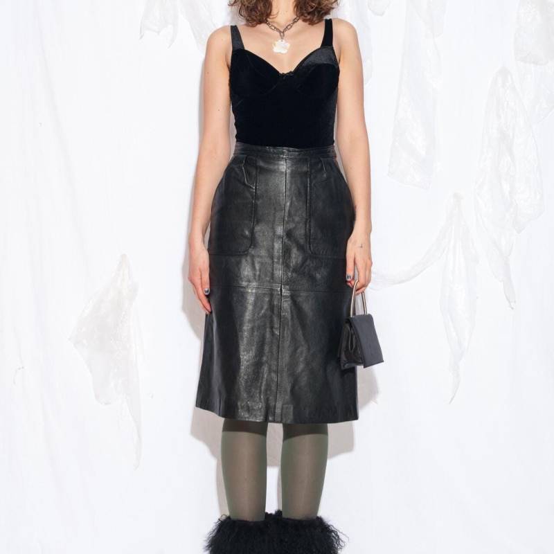 Vintage 80Er Jahre Leder Midi Rock in Schwarz - Echtleder Hoch Taillierter Retro Stil Bürorock Size M von InterzoneVntg