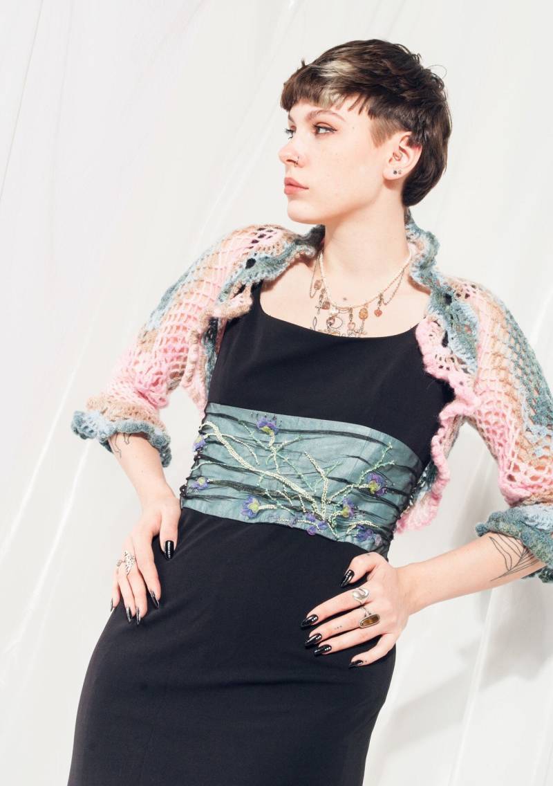 Vintage 90Er Handgemachter Häkel Bolero in Pink Und Türkis - Y2K Coquette Style Strickspitze Cardigan Top Größe S von InterzoneVntg