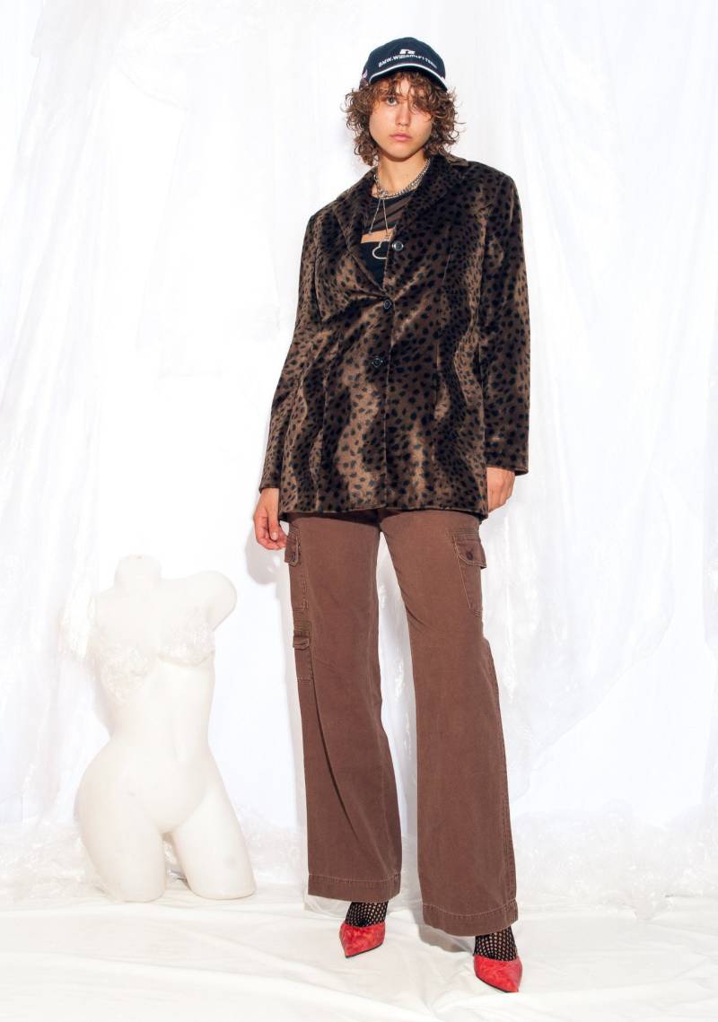 Vintage 90Er Jahre Blazer Mantel in Braun Leopard Plüsch Y2K Long Jacket Samt Grunge Large Vintage 90Er Jahre Blazer Mantel in Braun Leopard Plüsch Y2K Long Jacket Samt Grunge Large von InterzoneVntg