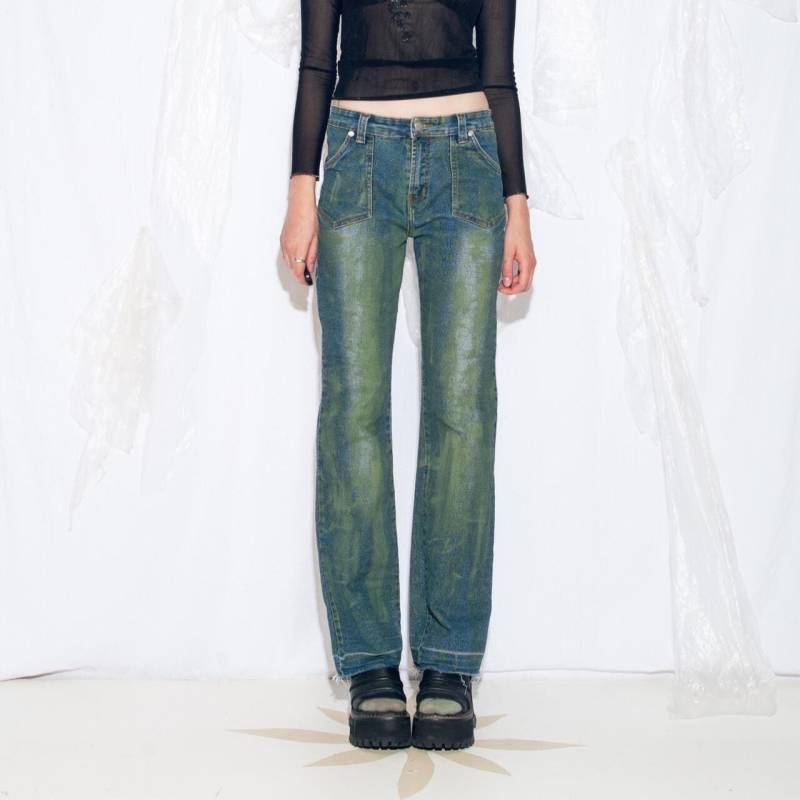 Vintage 90Er Jahre Schlagjeans in Handbemalt Grün Blau - Upcycled Y2K Grunge Denim Hosen 90S Fashion Style Gr. M Vintage 90Er Jahre Schlagjeans in Handbemalt Grün Blau - Upcycled Y2K Grunge Denim Hosen 90S Fashion Style Gr. M von InterzoneVntg