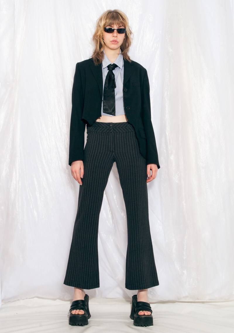 Vintage Blazer Y2K Reworked Shredded Crop Jacket in Schwarzer 2000Er Jahre Upcycled Dekonstruierter Punk Mantel Größe S von InterzoneVntg