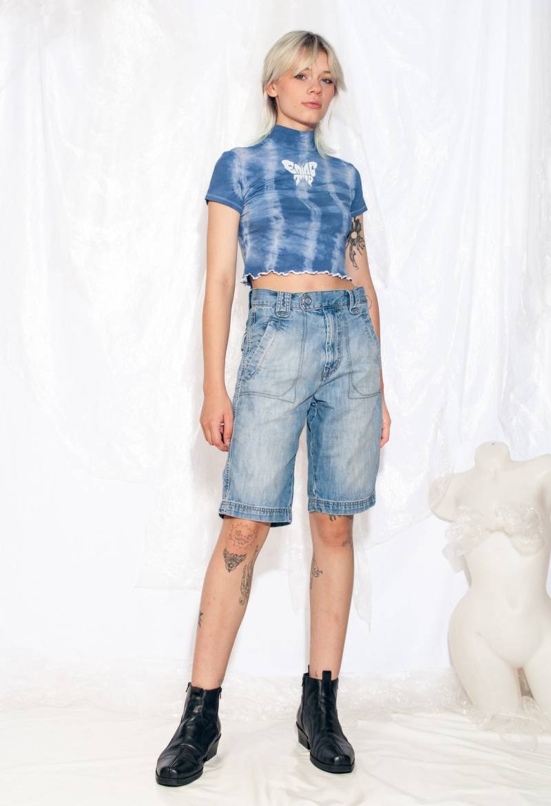 Vintage Jorts Y2K Denim Short in Verwaschenem Blau 2000S Benetton Jeans Small Vintage Jorts Y2K Denim Short in Verwaschenem Blau 2000S Benetton Jeans Small von InterzoneVntg