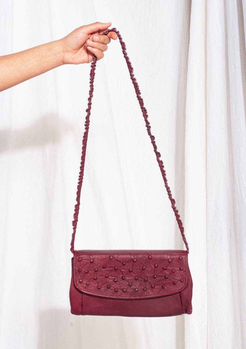 Vintage Leder Tasche 70Er Jahre Gepunktet Schräge Umhängetasche 1970Er 70's Boho Designer von InterzoneVntg