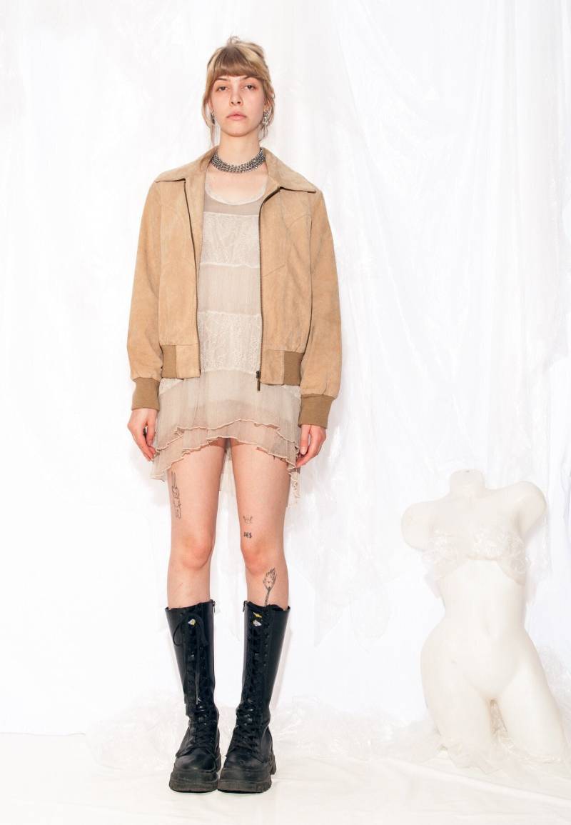 Vintage Lederjacke 90S Wildleder Bomberjacke in Beige 1990S Y2K Unisex Gender Neutral Light Brown Coatie Small Medium Large von InterzoneVntg