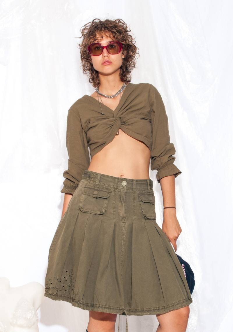 Vintage Y2K Crop Bluse in Khaki Baumwolle 2000Er Jahre Twisted Geraffte Cottagecore Top Medium von InterzoneVntg
