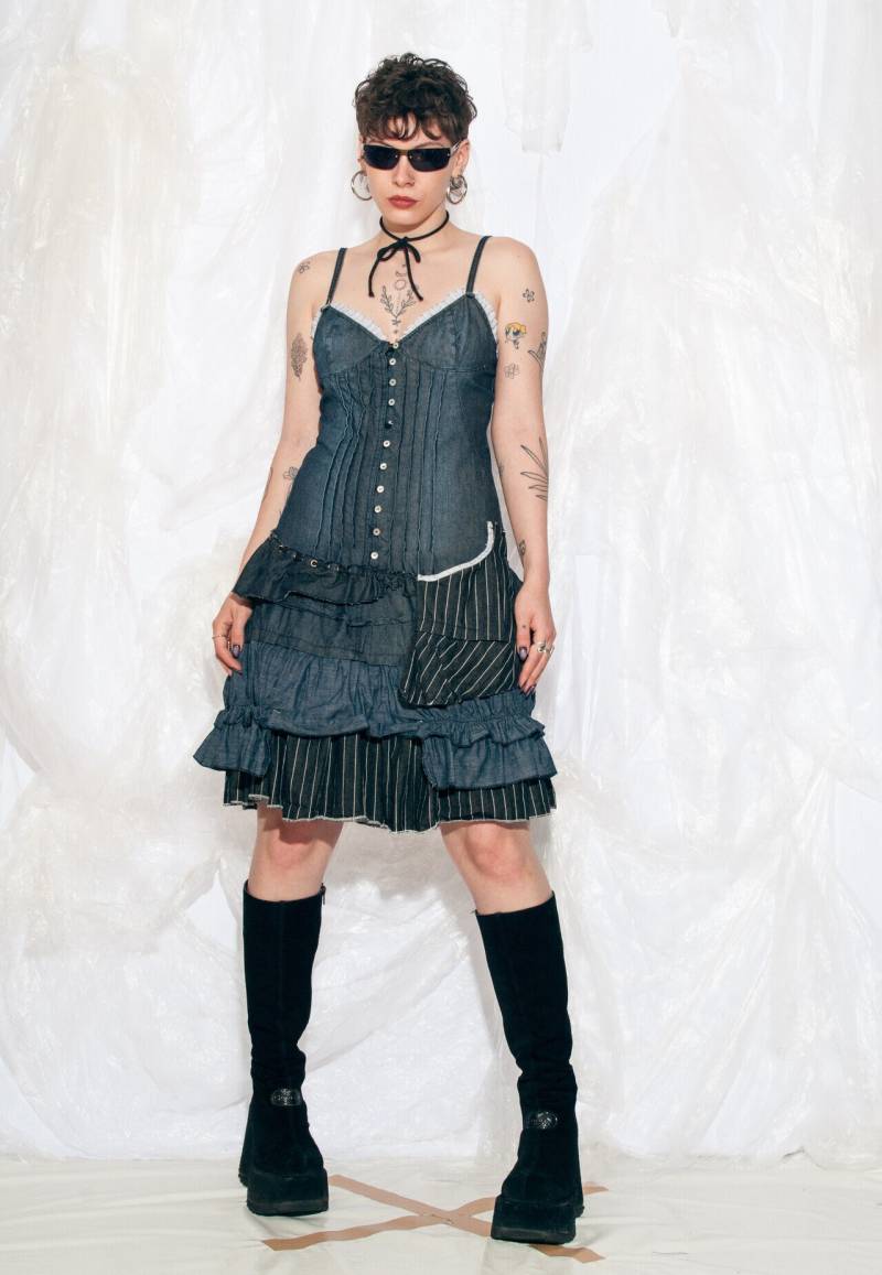 Vintage Y2K Feen Rüschen Kleid in Blau Denim 2000Er Jahre Whimsigoth Fairycore Grunge Medium von InterzoneVntg