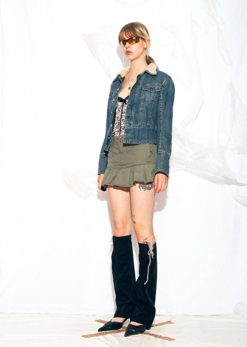 Vintage Y2K Jeansjacke in Blau Von Levi's - 2000S Fitted Jeans Jacket Style Size S von InterzoneVntg