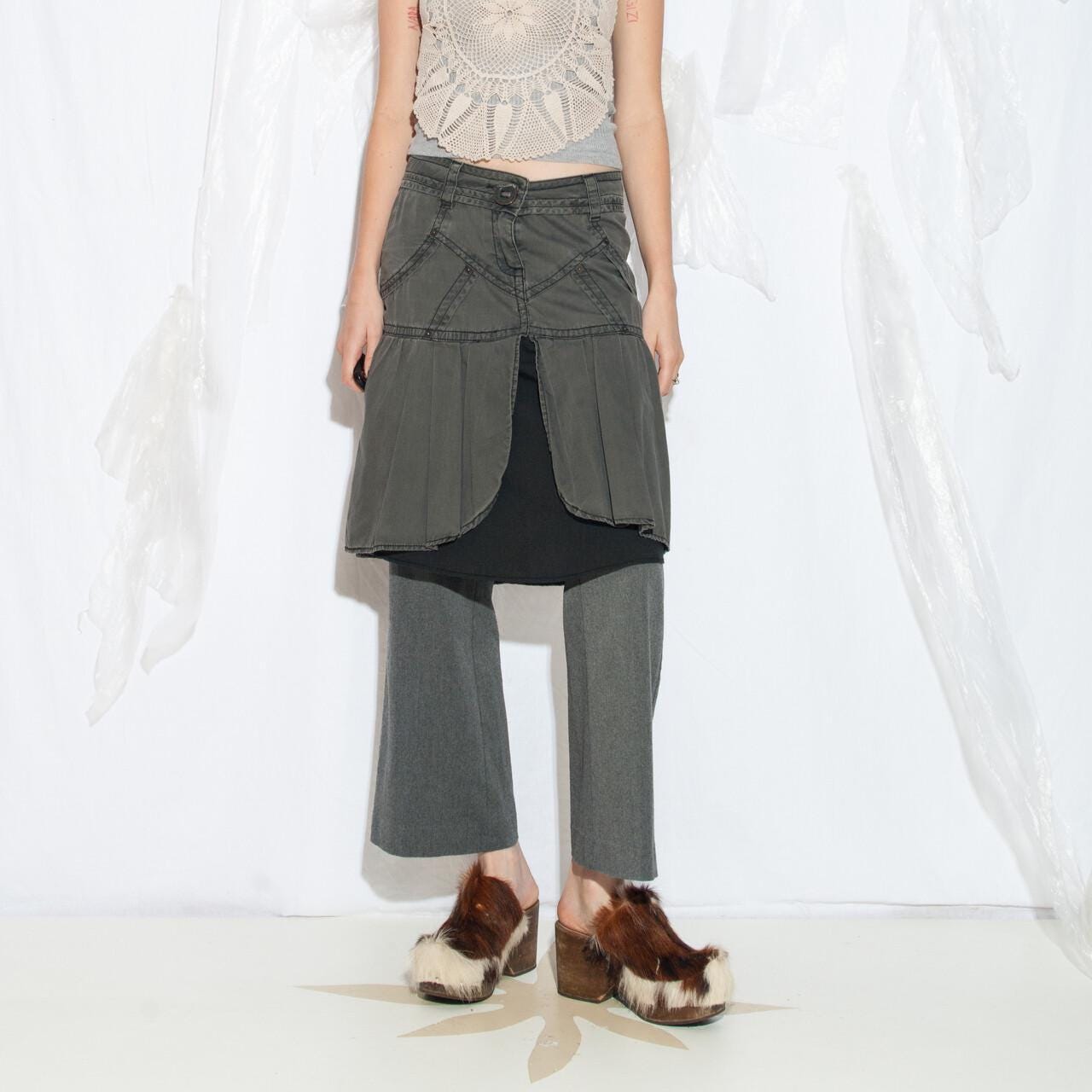 Vintage Y2K Lagenlook Rock Aus Grauer Baumwolle - 2000S Low Waist Midi Whimsigoth Grunge Style Größe S von InterzoneVntg