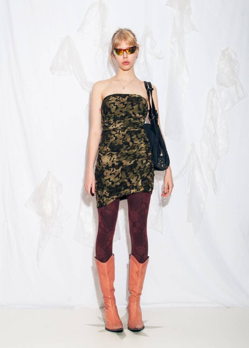 Vintage Y2K Mini Kleid in Grün Camo - 2000S Mesh Tube Gerafftes Party Outfit Grunge Style One Size von InterzoneVntg