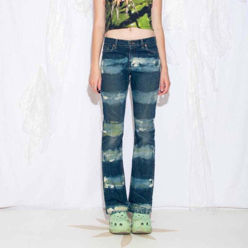 Vintage Y2K Schlagjeans in Handbemalt Grün Blau - 2000S Dirty Look Grunge Bootcut Denim Hose Größe S von InterzoneVntg