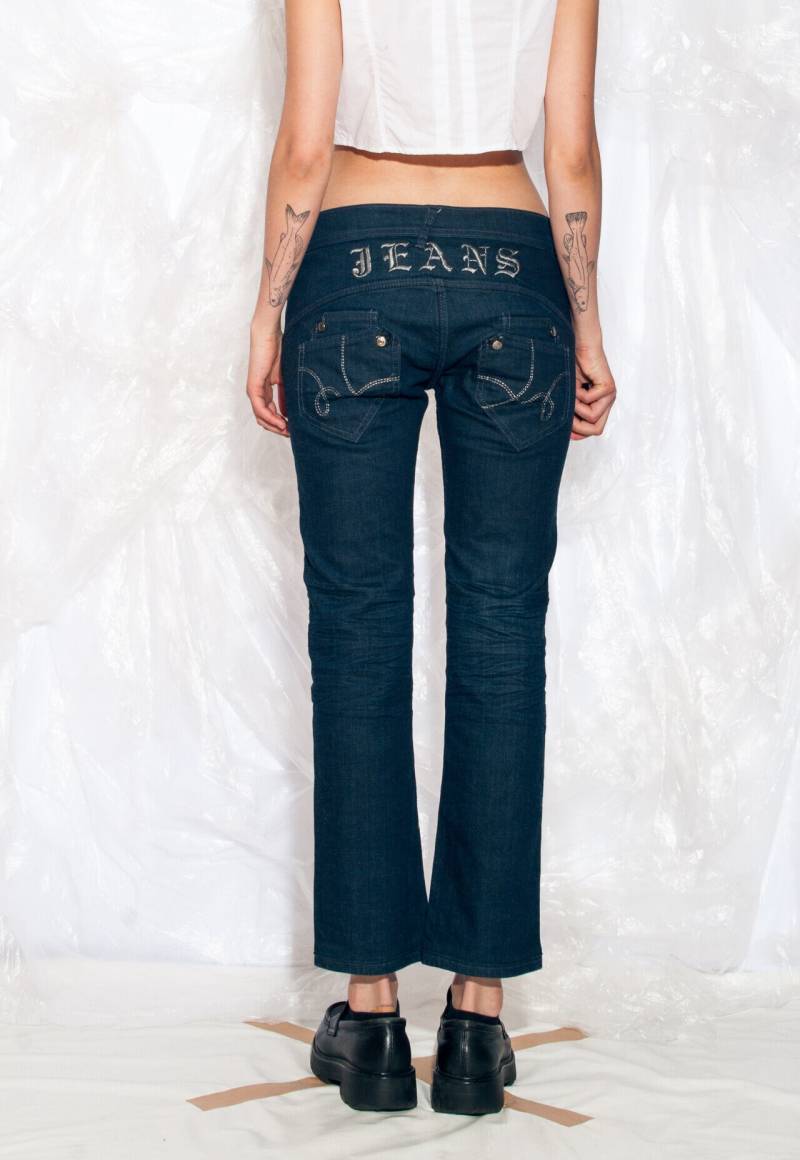 Vintage Y2K Straight Jeans Mit Besticktem Rücken in Dunkelblauem Denim 2000Er Bootcut Low Rise Rave Hose von InterzoneVntg