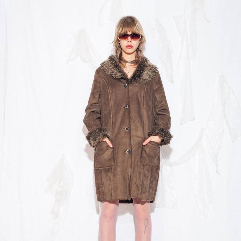 Vintage Y2K Winter Mantel in Braun - 2000Er Jahre Shaggy Penny Lane Kunstfell Pelzjacke Whimsigoth Style Größe M von InterzoneVntg