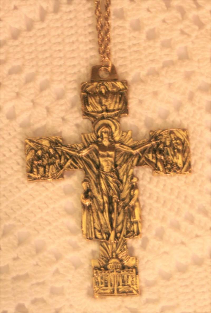 Riesige, Wunderschön Detaillierte St. Peter Geburt Heilige Dreifaltigkeit Die Verkündigung Petrus Und Maria Bei Der Kreuzigung Brustkreuz Goldtone von Inthepalmofhishand