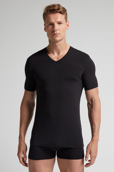 T-shirt Mit V-ausschnitt Aus Elastischer Superior-baumwolle Schwarz von Intimissimi