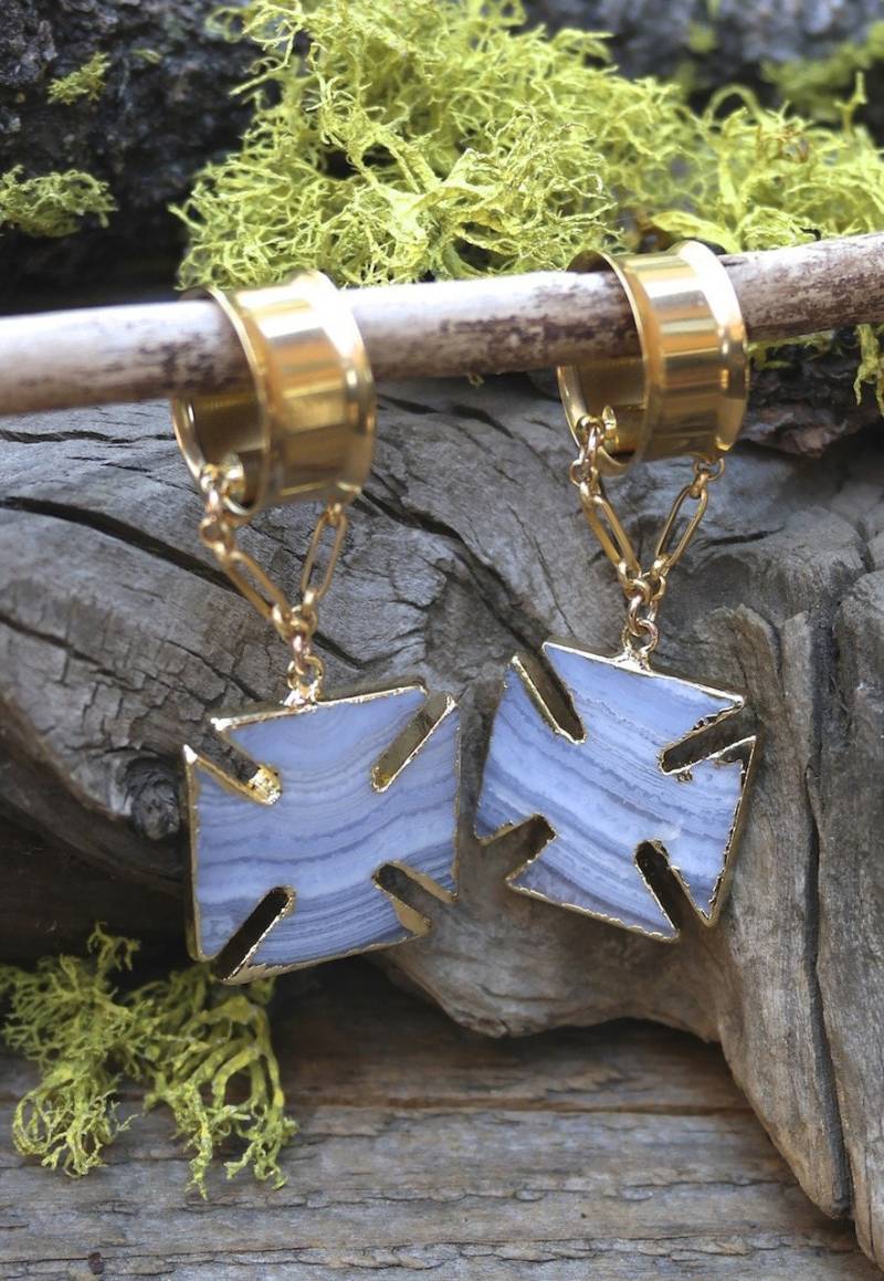 Blaue Spitzen Achat Magnetverschluss Ohrringe - Getragen Durch Tunnel 2G 1" von Intrepidjewelry