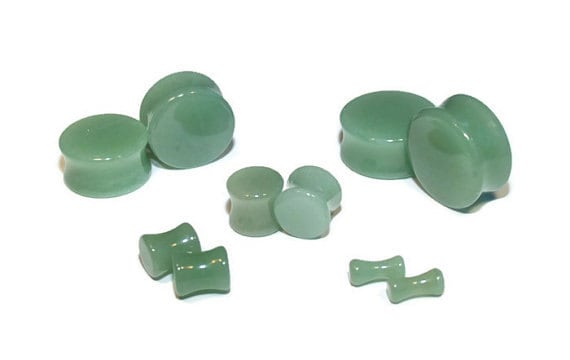 Grüne Double Flare Aventurin Plugs - 8G, 6G, 4G, 2G, 0G, 00G, 7/16", 1/2", 9/16", 5/8", 3/4", 7/8, 1" von Intrepidjewelry