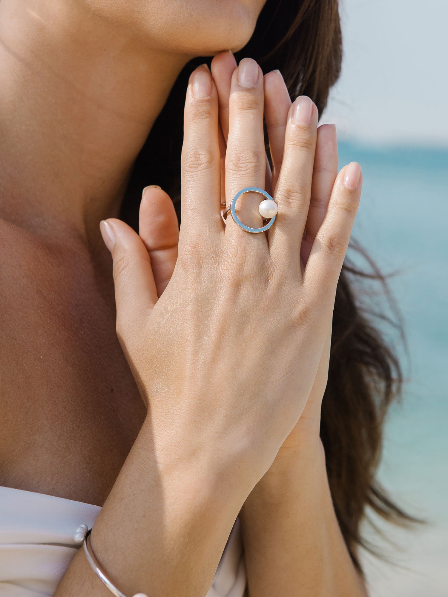 Brass Pearl Ring - Rhodium Ring Naturstein Frauen Schmuck Geschenk Für Liebhaber Verlobungsring Perle Wasser Ring von IntrigueJewellery