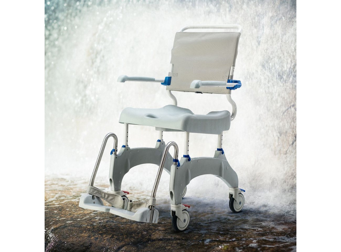 Invacare Dusch-Toilettenrollstuhl von Invacare