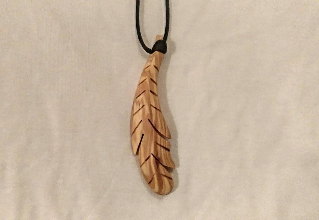 Feder, Holz, Federn, Feder-Anhänger, Feder Halskette, Holzschmuck, Feder-Schmuck, Einzigartiges Geschenk, Geburtstagsgeschenk, Liebe Feder, Holz, Federn, Feder-Anhänger, Feder Halskette, Holzschmuck, Feder-Schmuck, Einzigartiges Geschenk, Geburtstagsgeschenk, Liebe von Inwardtouch