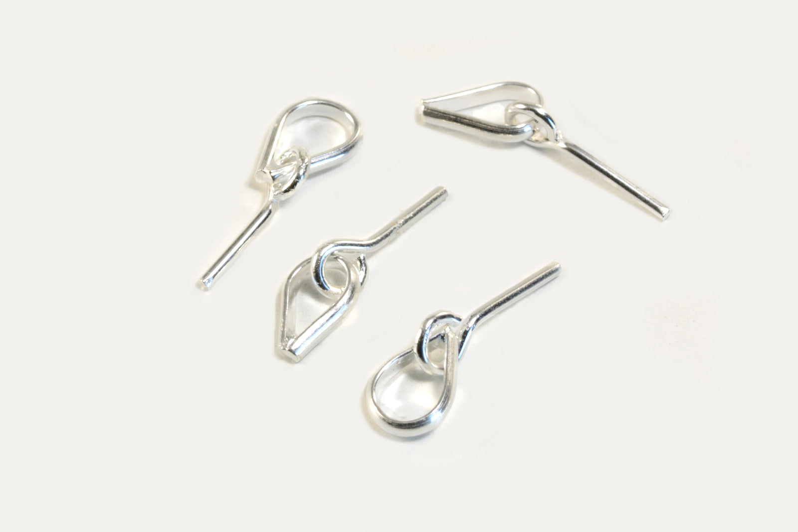 Collierschlaufe mit Stift aus 925 SILBER, 7,4x5,3x1,3 mm Collierschlaufe mit Stift aus 925 SILBER, 7,4x5,3x1,3 mm von inwaria