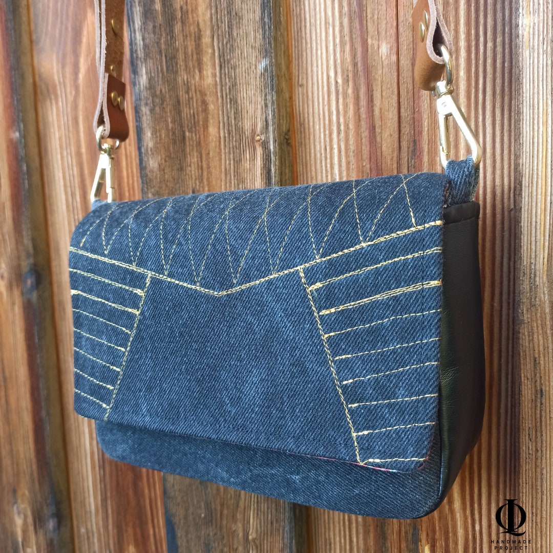 Überarbeitete Denim Jeans Handmade Julietta Umhängetasche Überarbeitete Denim Jeans Handmade Julietta Umhängetasche von IoHandmadeProject