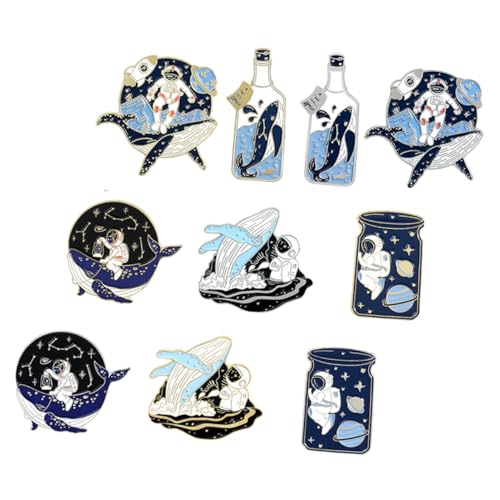 Ipetboom 10 Stück Teiliges Set Kreative Broschen aus Langlebiger Legierung mit Cartoon Motiven Wie Astronaut Planet und Glasflasche Modische Anstecknadeln für Rucksäcke Partys und von Ipetboom