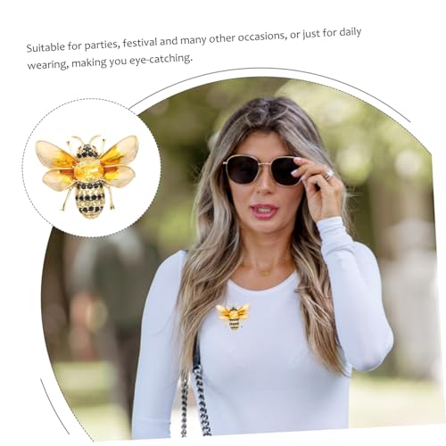 Ipetboom Elegante Bienen brosche Goldfarben Vintage Anstecknadel für Kleidung Anzug Jacke Schal Modeaccessoire für Damen und Herren Ipetboom Elegante Bienen brosche Goldfarben Vintage Anstecknadel für Kleidung Anzug Jacke Schal Modeaccessoire für Damen und Herren von Ipetboom