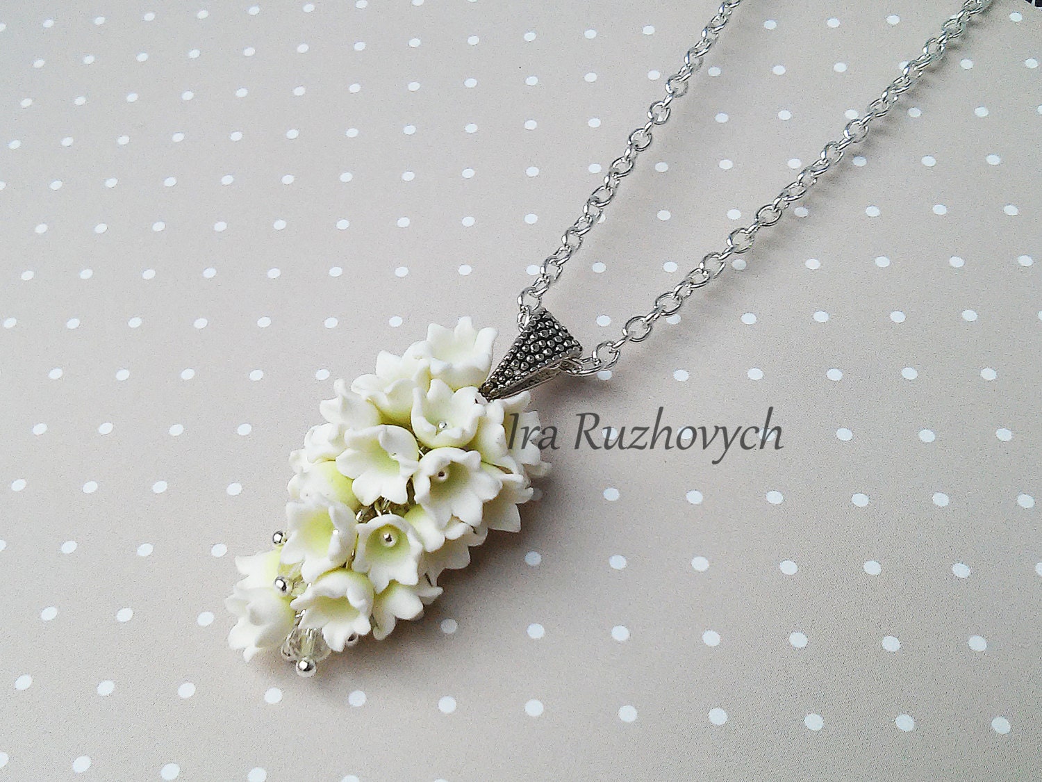 Maiglöckchen Anhänger, Blumensträußchen Maiglöckchen Anhänger, Blumensträußchen von IraRuzhovych