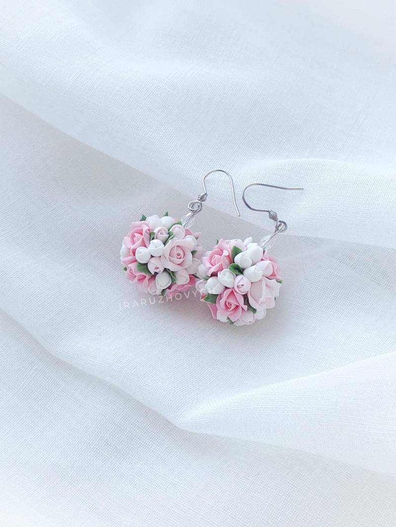 Polymer Clay Schmuck, Blumen Ohrringe, Handgemachte Ball Ohrringe Polymer Clay Schmuck, Blumen Ohrringe, Handgemachte Ball Ohrringe von IraRuzhovych
