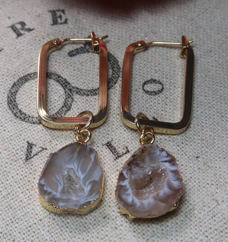 Ohrringe Achat Ohrhänger Hell Dunkel Grau Beige Boho Hippie Bohemian Gold Urlaub Strand Statement Edel Natur Ohrringe Achat Ohrhänger Hell Dunkel Grau Beige Boho Hippie Bohemian Gold Urlaub Strand Statement Edel Natur von IreAndValeo