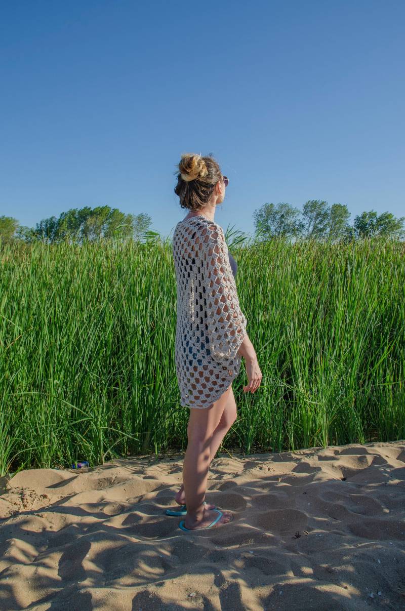 Handgestrickte Häkeln Baumwoll-Strickjacke Durchsichtige Strandabdeckung von IrenKnits