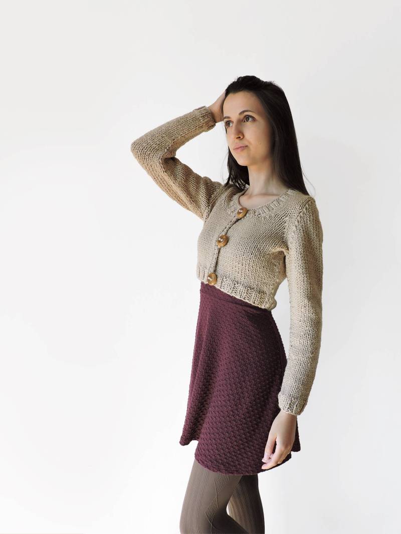 Frauen Cropped Cardigan, Kurze Strickjacke, Top Mit Vorderknöpfen, Handgestrickte Jacke, Strickoberteil Langen Ärmeln, Strickjacke in Übergröße von IrenKnits