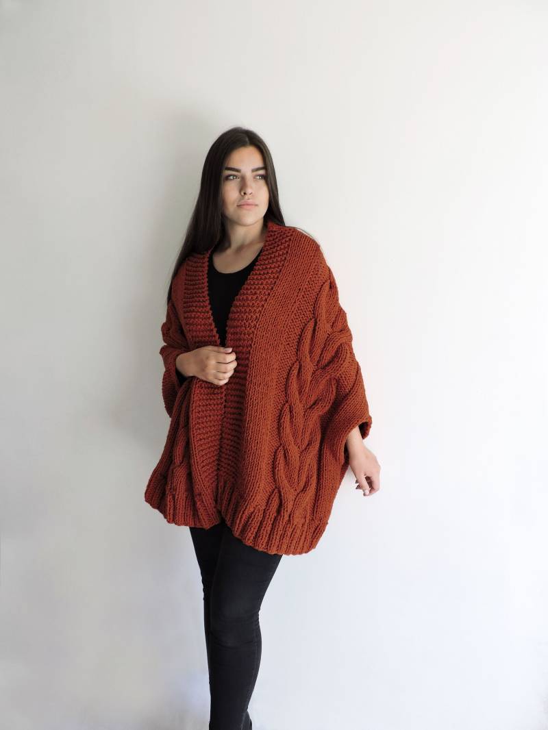 Lockere Strickjacke, Oversized Wolle Strickpullover Cardigan, Herbst Strickmode, Sperrige Grobstrick Strickjacke von IrenKnits