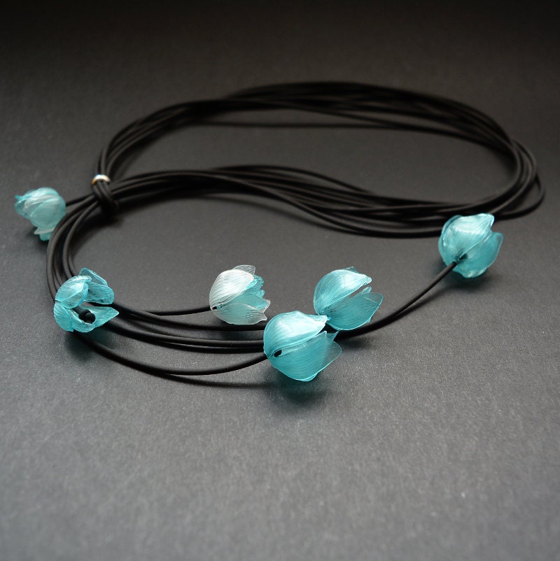 Blumen-Halskette Blumen-Halskette von IMHjewellery
