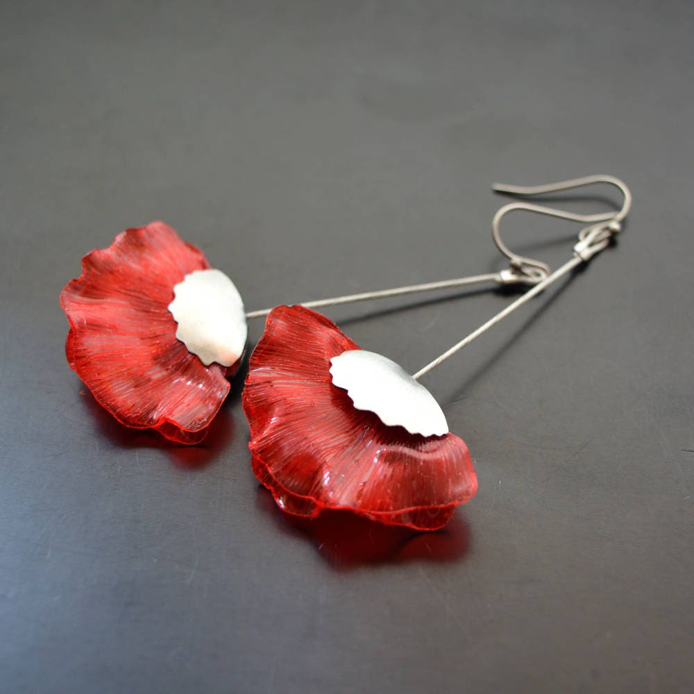 Umweltfreundliche Lange Pet-Flaschenohrringe Roter Mohn Umweltfreundliche Lange Pet-Flaschenohrringe Roter Mohn von IMHjewellery