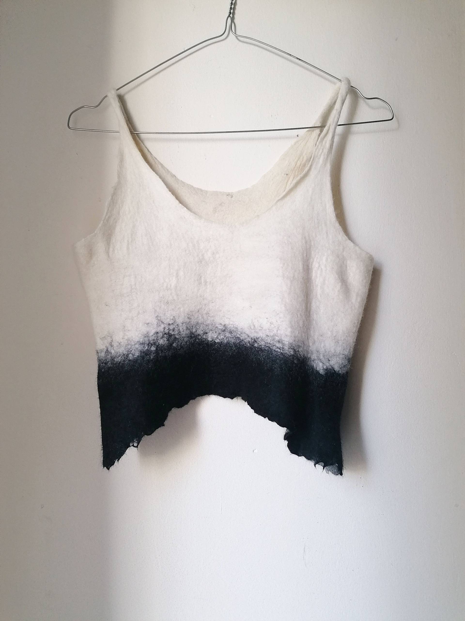 Crop Top, Nuno Filzen, Festival Top, Festival Top, Baumwolle Top, Sommermode Top, Nachhaltige Kleidung, Woll Top Crop Top, Nuno Filzen, Festival Top, Festival Top, Baumwolle Top, Sommermode Top, Nachhaltige Kleidung, Woll Top von IrenaRen