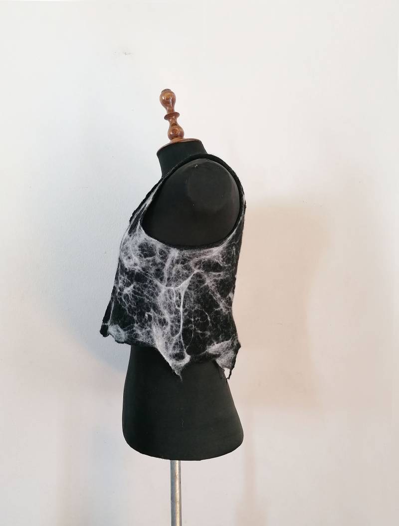Festival Crop Top, Abstraktes Gefilztes Nuno Design Kleidung von IrenaRen